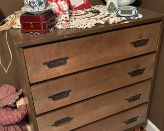 Wood dresser