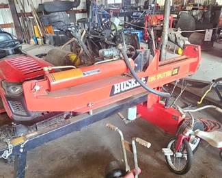  1 of 4 pictures - Huskee 6.5 HP 22 Ton Log Splitter 