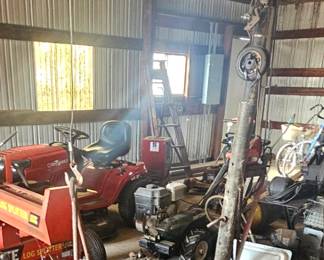 1 of 3 pictures - Motor Lift