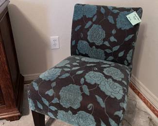 slipper chair