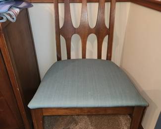 Brasilia by Broyhill qty. 6 dining chairs