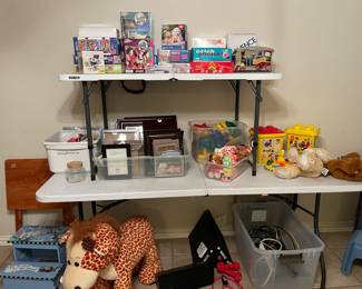 Vintage toys and puzzles