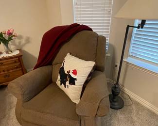 Recliner Chair Excellent Condition