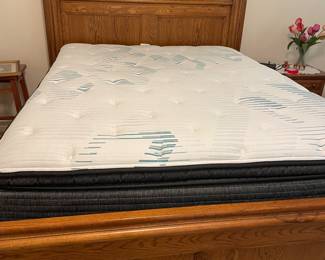 Beautiful Queen Bedroom Suite