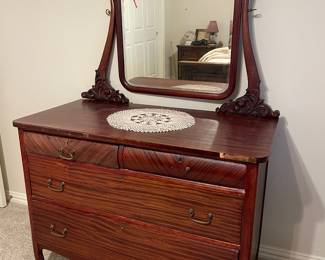 Early 20th Century Widdicomb style Mahogany Serpentine Dresser with mirror 