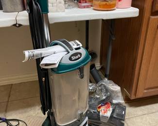 Shark Lift away Vacuum 