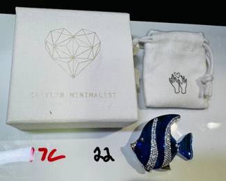 Caitlyn Minimalest Fish