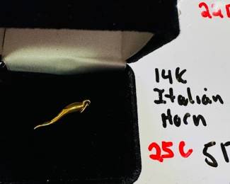 Italian Horn 14k of gold