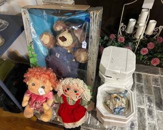 toys, bluebird figurines