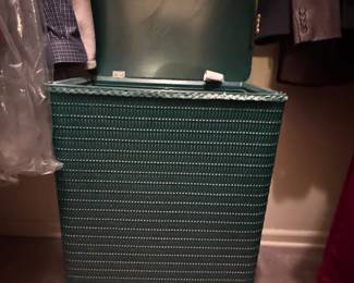 Vintage laundry basket 