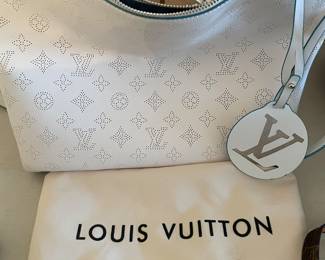 Faux Louis Vuitton
