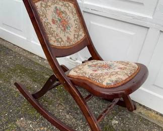 Antique Powell Rocking Chair – Taiwan Made, Victorian Floral Tapestry	