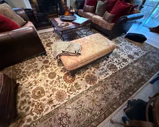 AREA RUG
