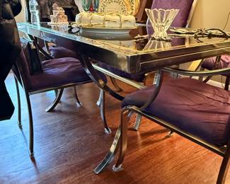 MCM GLASS EXPANDING TABLE