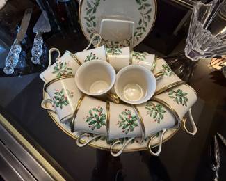 LENOX DINNERWARE