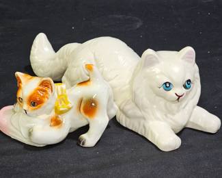 Vtg Kitten w/ Pink Shoe & White Persian Cat Figs.