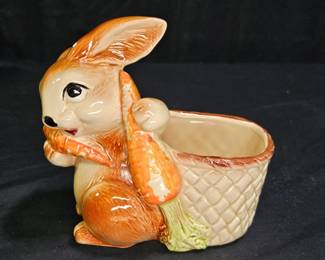 Vintage Basket Bunny Ceramic Planter
