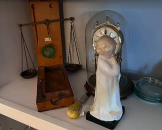 Scale and anniversary clock sold