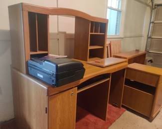 COMPUTER WORK STATION DESK