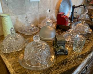 Butter dishes