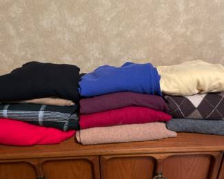 Men’s cashmere sweaters – XL