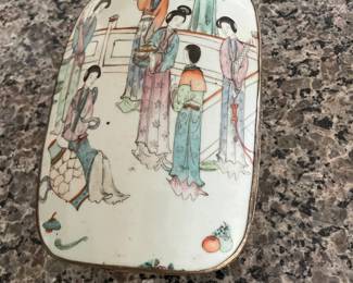 Vintage Chinese Porcelain Lid Trinket Box