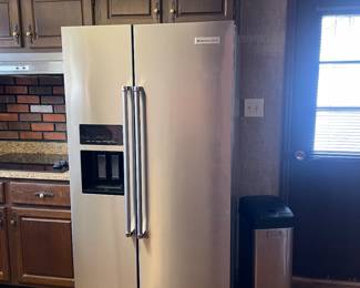 KitchenAid Refrigerator with Water and Ice Dispenser - Good Working Condition -