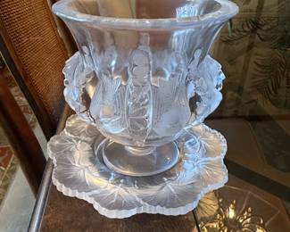 Lalique France Crystal Dampierre Bird/Flower Vase and a crystal plate