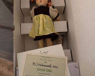M.J. Hummel porcelain Doll - 1990 Goose Girl 
