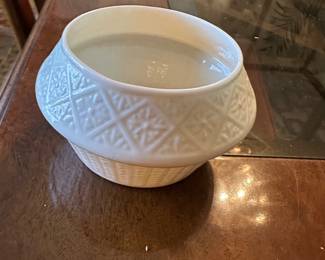 Belleek Ireland Sugar Bowl