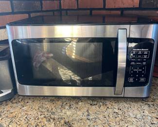 Hamilton Beach Stainless Steel Microwave 1000 Watts