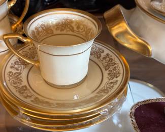 Bavaria Germany Bernardino Tea Cups & Saucers