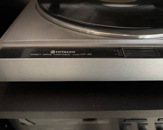 Hitachi Direct Drive Turntable – HT-45