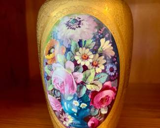 Pickard Gold Etched with Floral Bouquet Design
