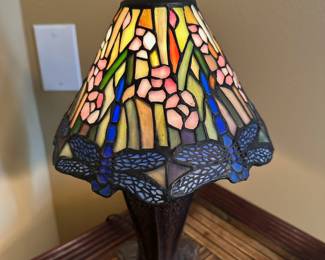 Tiffany Style Stained Glass Table Lamp