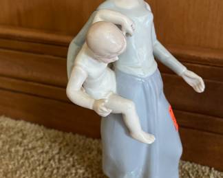 Duncan Royale Mother Holding Child Porcelain Figurine