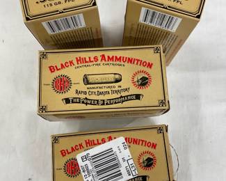 Lot# 51 - Black Hills Ammunition .32-20,