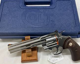 Lot# 342 - 375fp Colt Python .357 Magnum