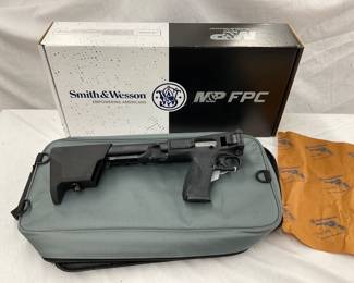 Lot# 356 - 420FL New in Box Smith & Wess