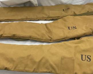 Lot# 495 - Set of 3 US Military Canvas R