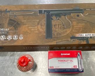 Lot# 468 - Legends M1A1 CO2-Powered Full