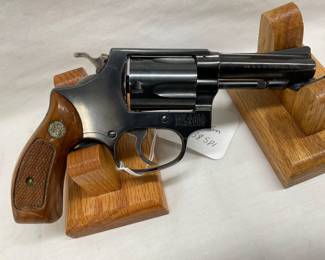Lot# 245 - 282fp Smith & Wesson Model 36