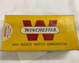 Lot# 41 - Box of 50 Rounds Winchester .3