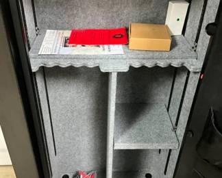 INSIDE 8.93CU FT.