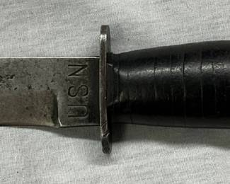 Lot# 168 - Camillus NY USN Fixed Blade K