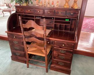NICE ROLLTOP DESK