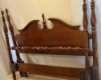 Cherry Four-Post Bed - Queen Size (headboard, footboard, rails, stabilizer)