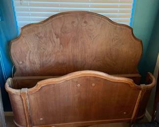 Victorian Antique Bed - Full Size (headboard, footboard, rails)