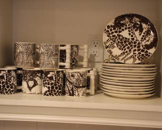 Safari mugs & plates