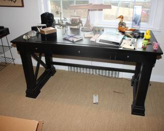 Ballards "Bourdonnais" desk
